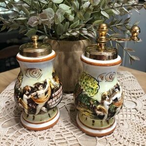 Vtg. Capodimonte Italian Porcelain Salt/Pepper Shakers